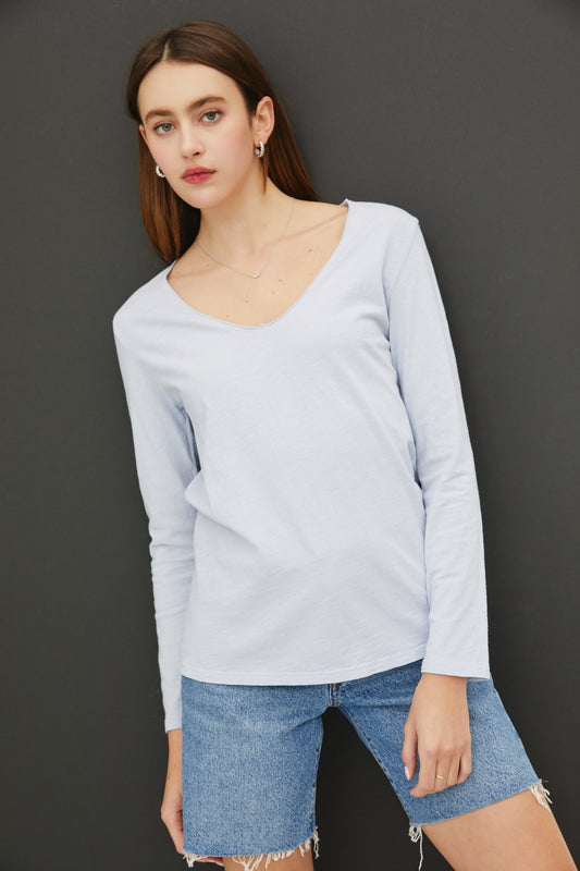 Weekend Basic V-Neck Long Sleeve