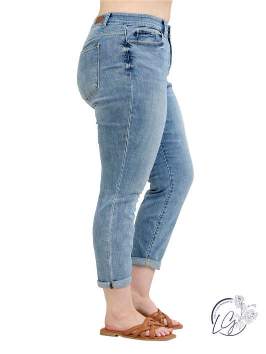 Curvy Lula Midrise Boyfriend by Judy Blue