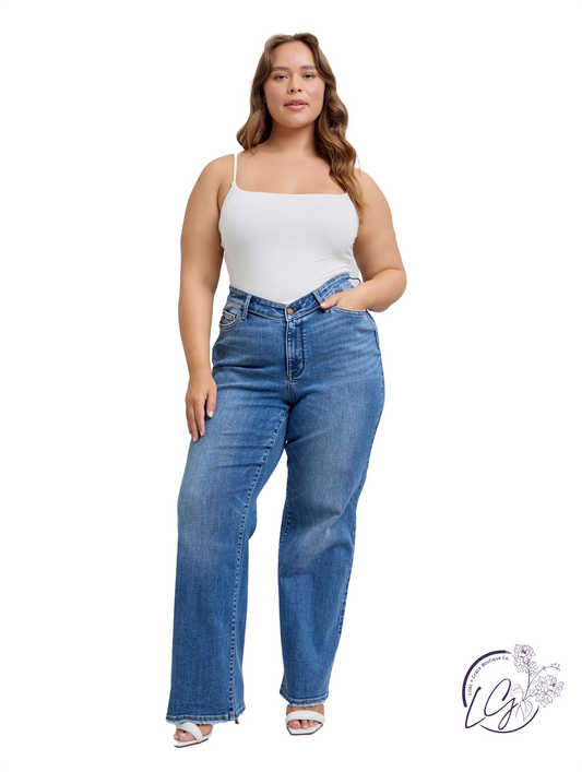 Curvy Vivienne High-Rise V-Front Waistband Vintage by Judy Blue