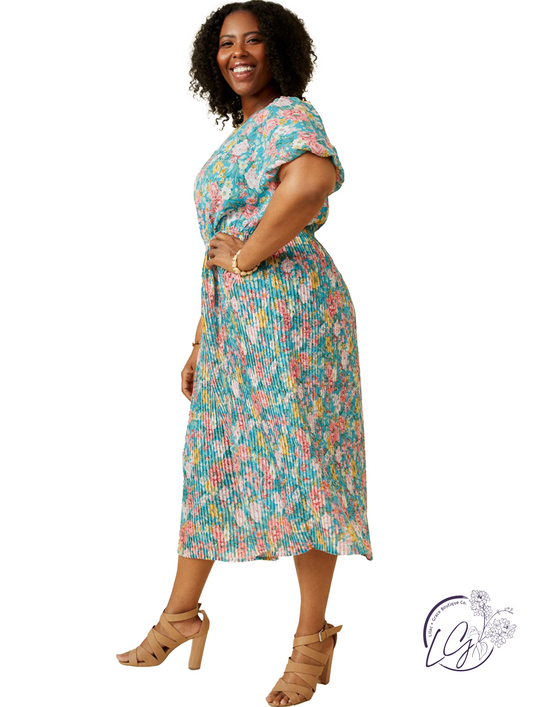 Curvy Hues of Flowers Pleated Skirt Dress