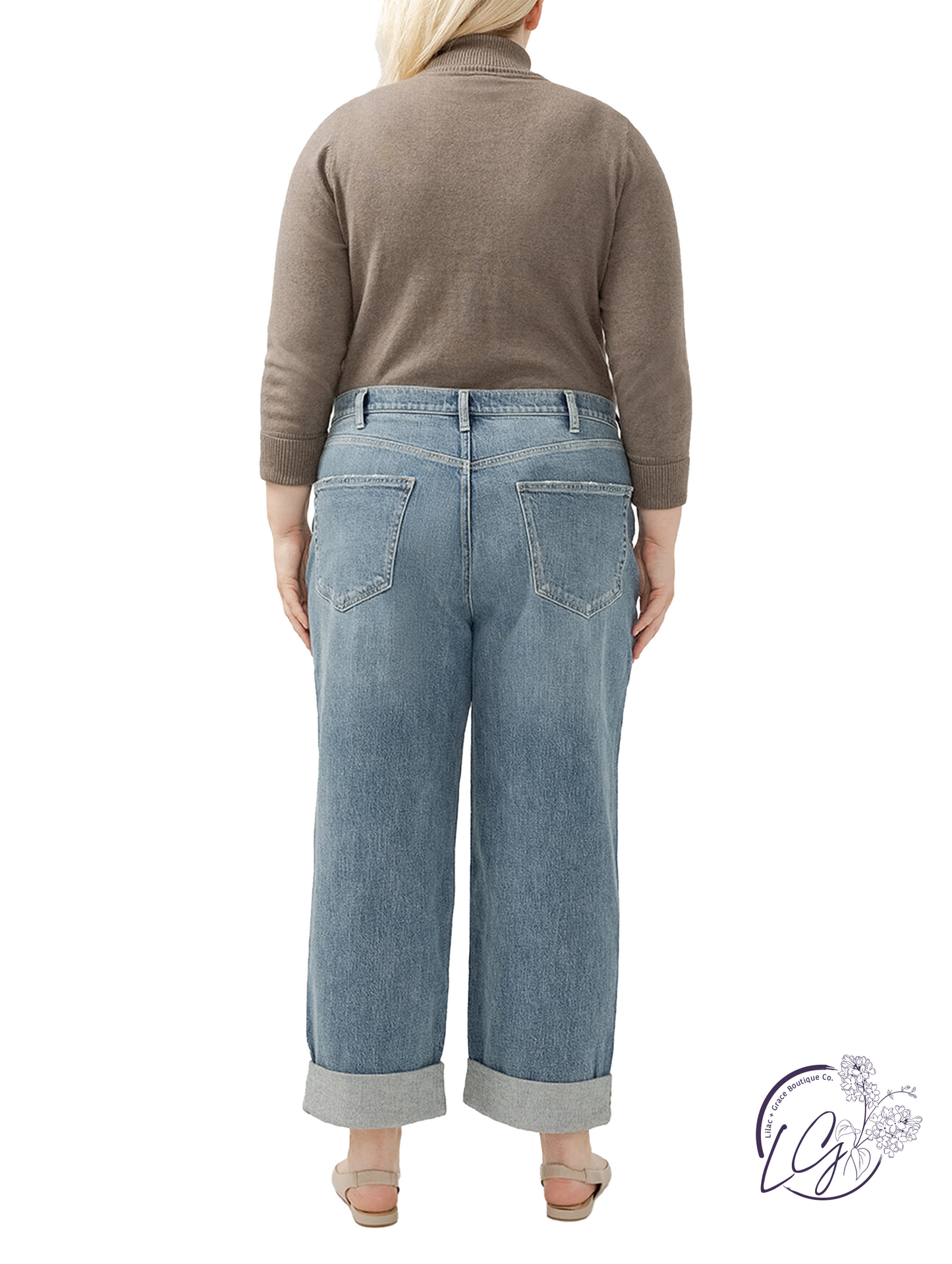 Curvy Sidney 90s Baggy Mid Rise Wide Leg Jeans by Silver Jeans