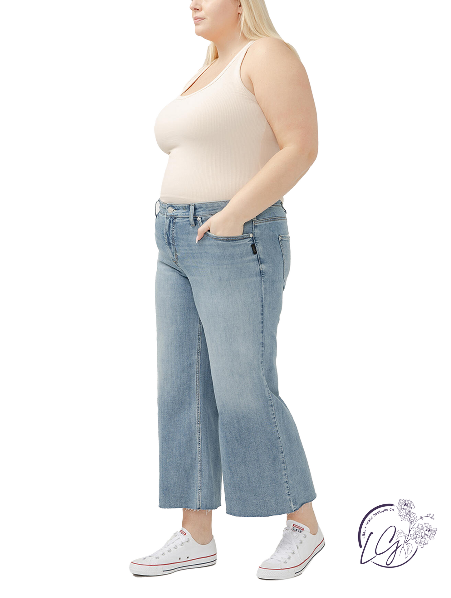 Curvy Christina Mid-Rise Wide Leg Luxe Stretch Jeans by Silver Jeans