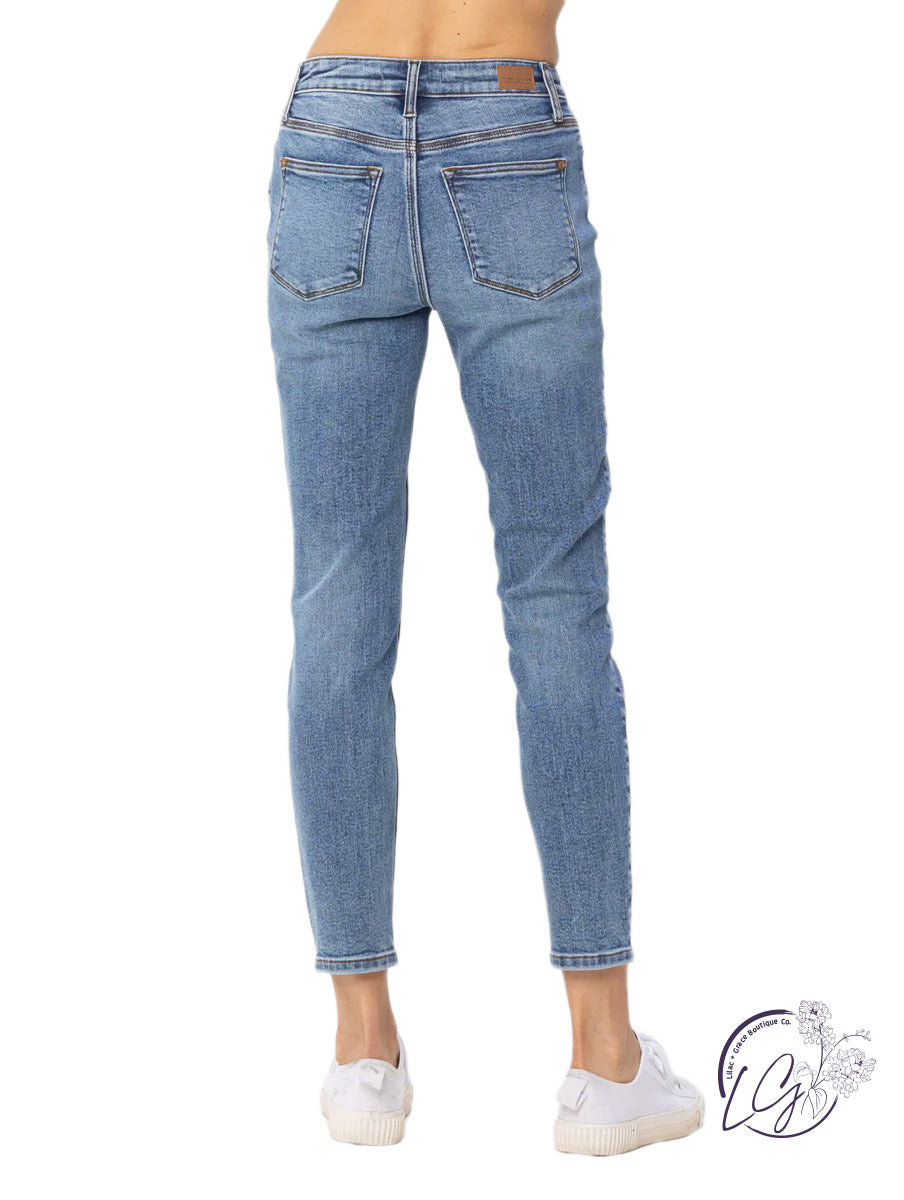 (Sale)Tina Crossed Over Waistband Relaxed By Judy Blue