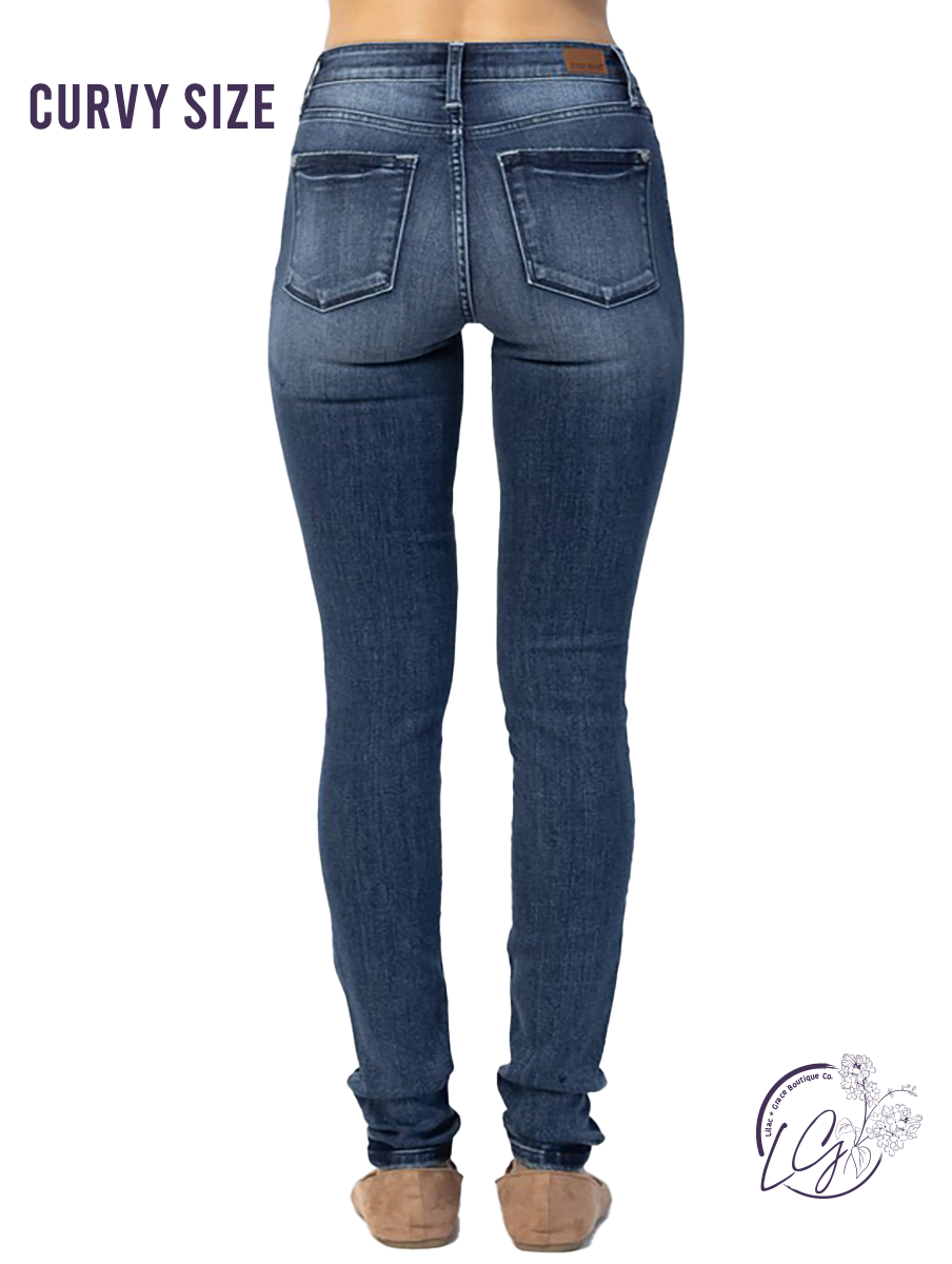 (SALE) Curvy Elsa Mid-Rise Tall Skinny by Judy Blue