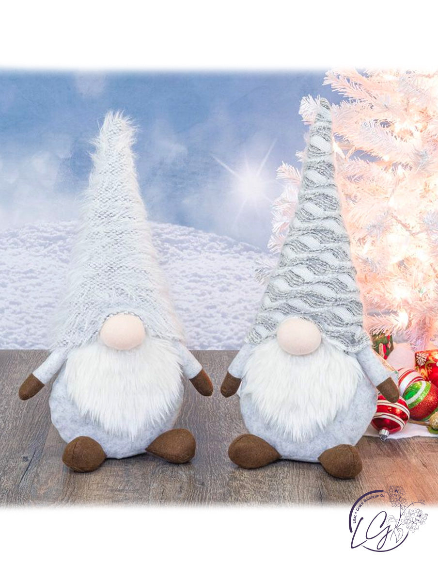 Snow Dust Gnome Sitter