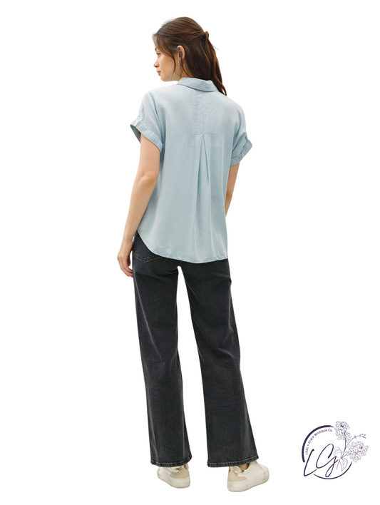 Hills Catch Wind Button Up Shirt