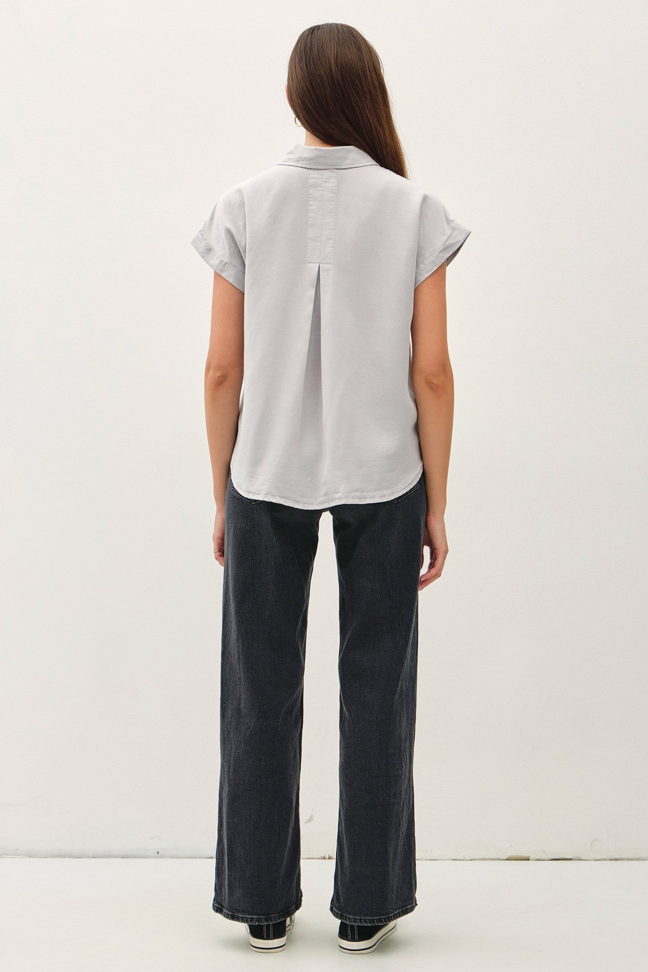 The Breeze Button Up
