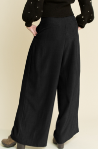 Curvy Coastline Ease Pants
