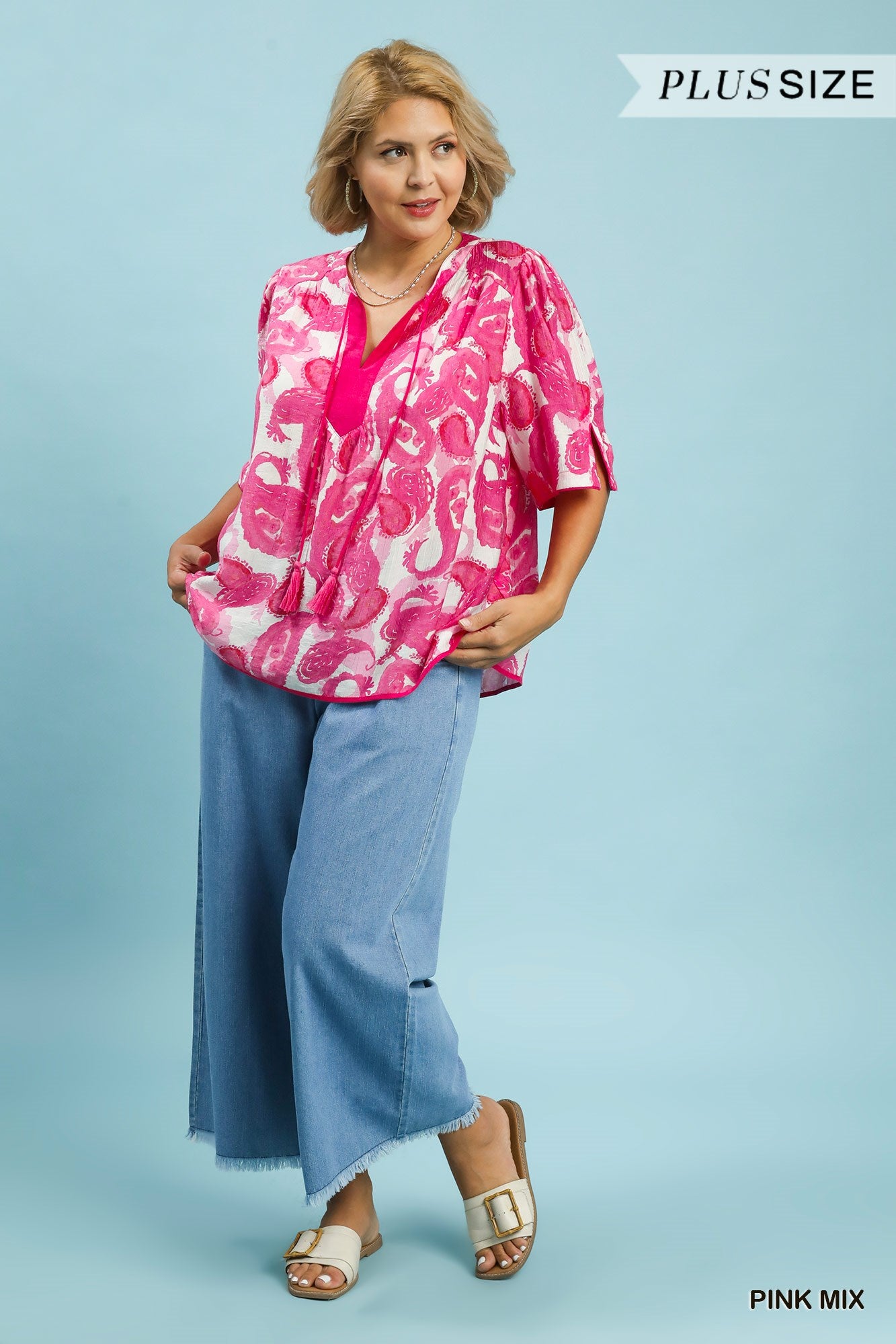 Curvy Pretty in Paisley Blouse