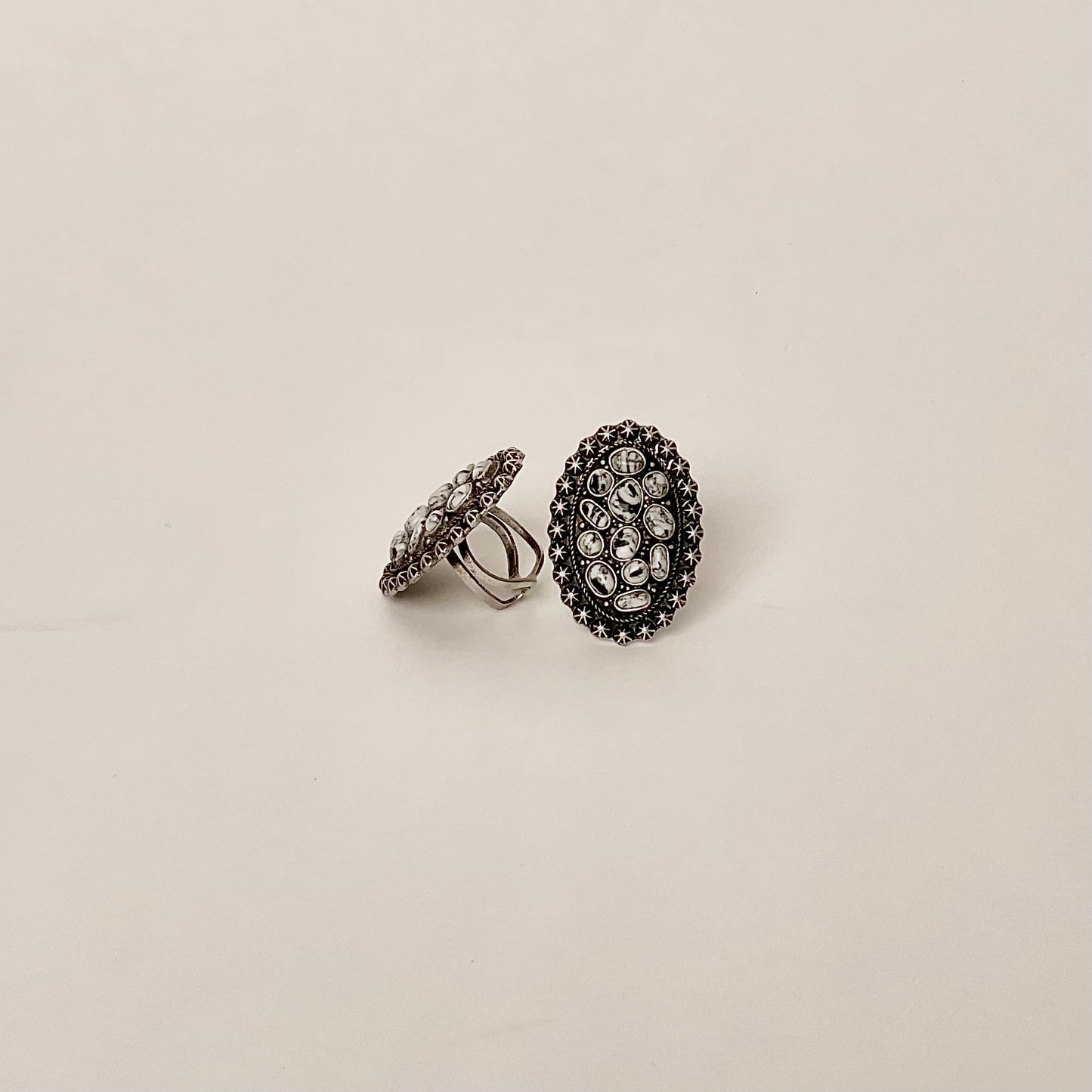 Western Cluster Statement Ring