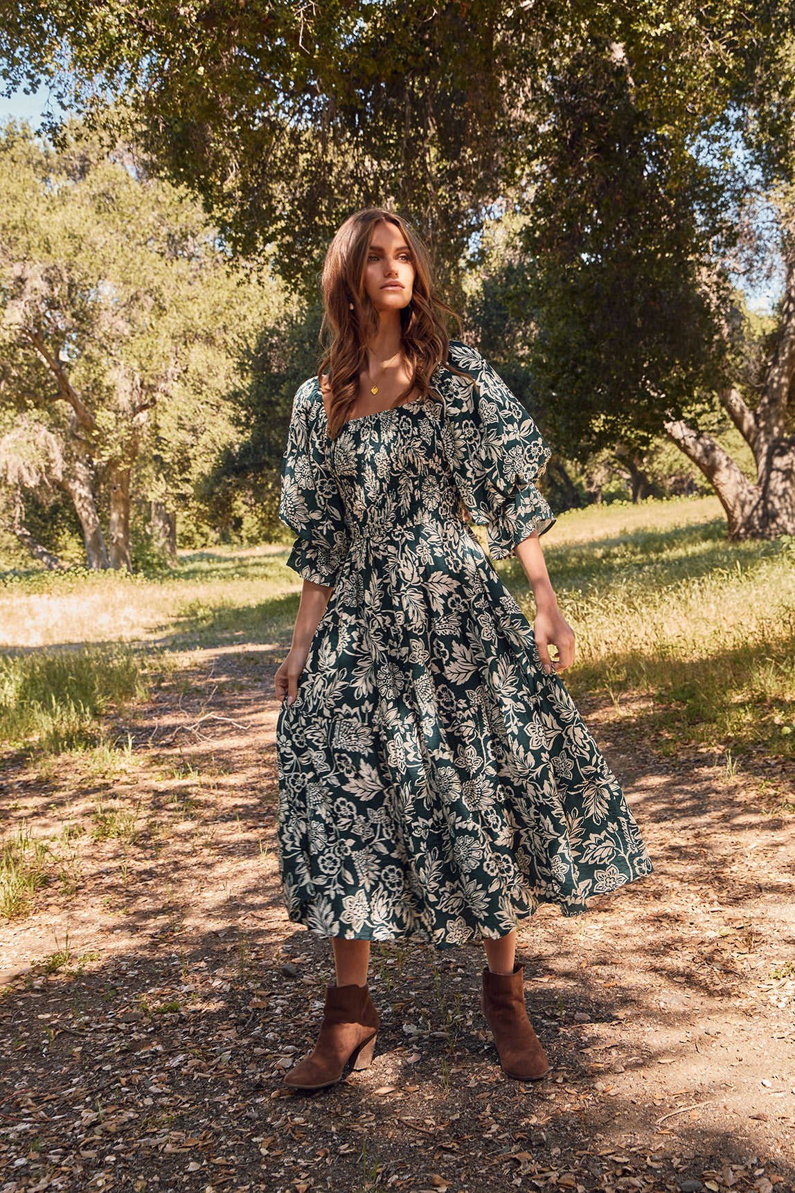 Curvy Wild Stem Floral Printed Midi Dress