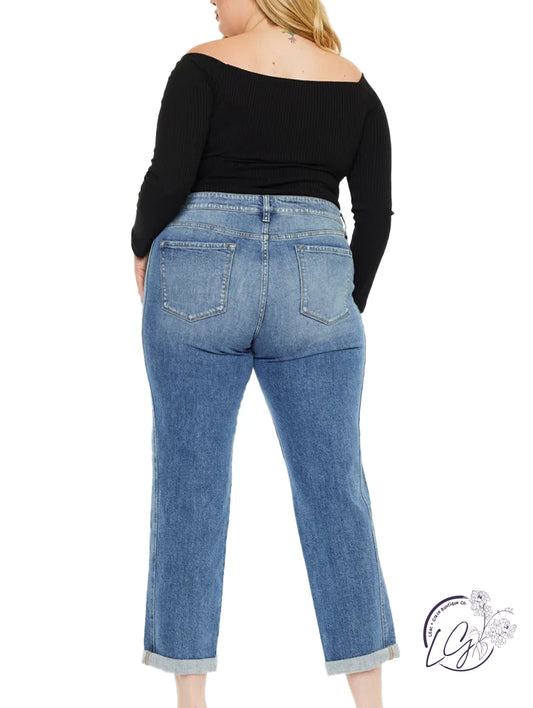 Curvy Isa Mid Rise Slim Boyfriend By Kancan