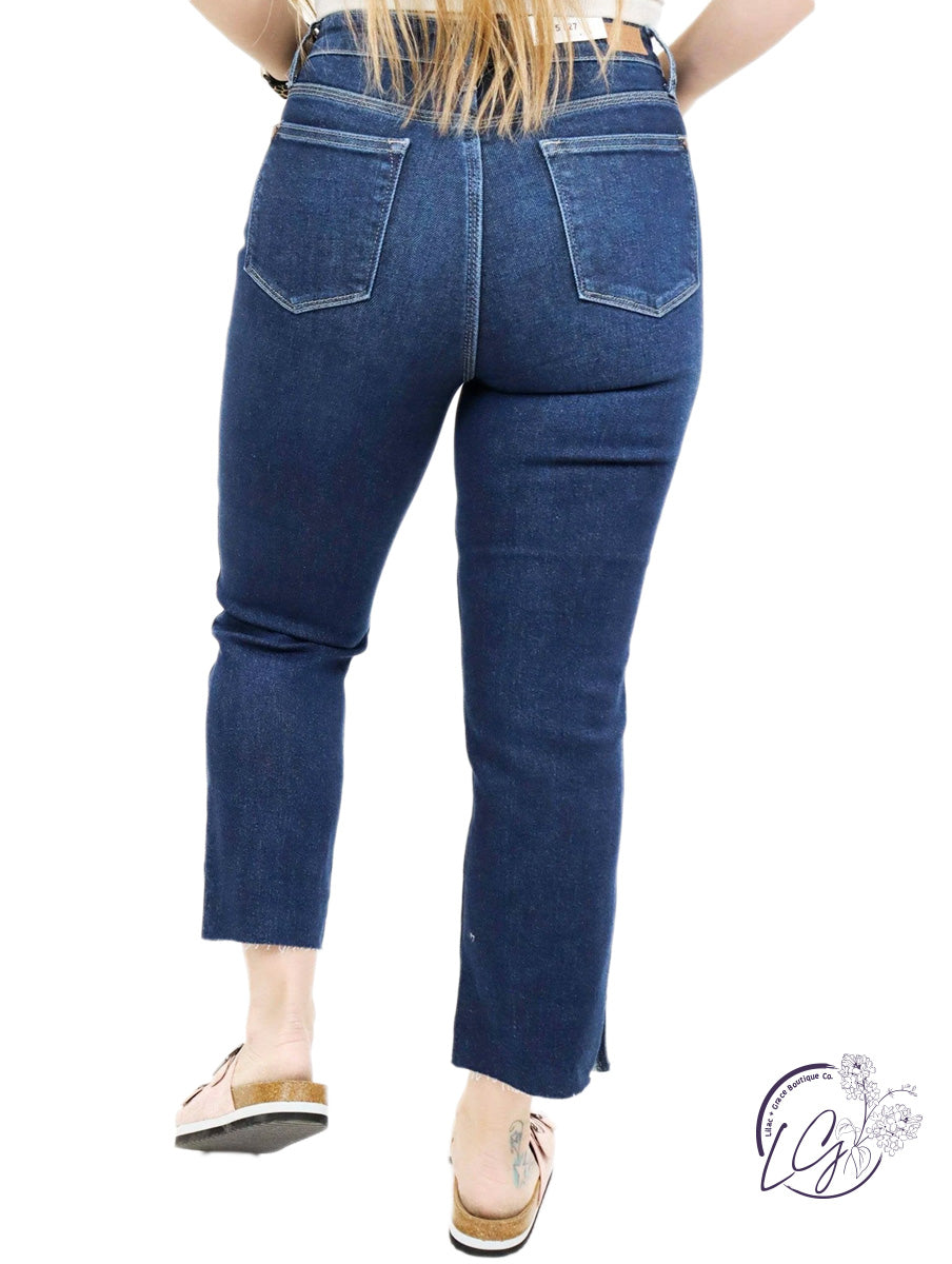 Curvy Regina Crop Straight Jeans By Judy Blue