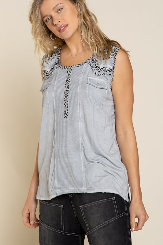 Feeling Wild Tank Top in Grey