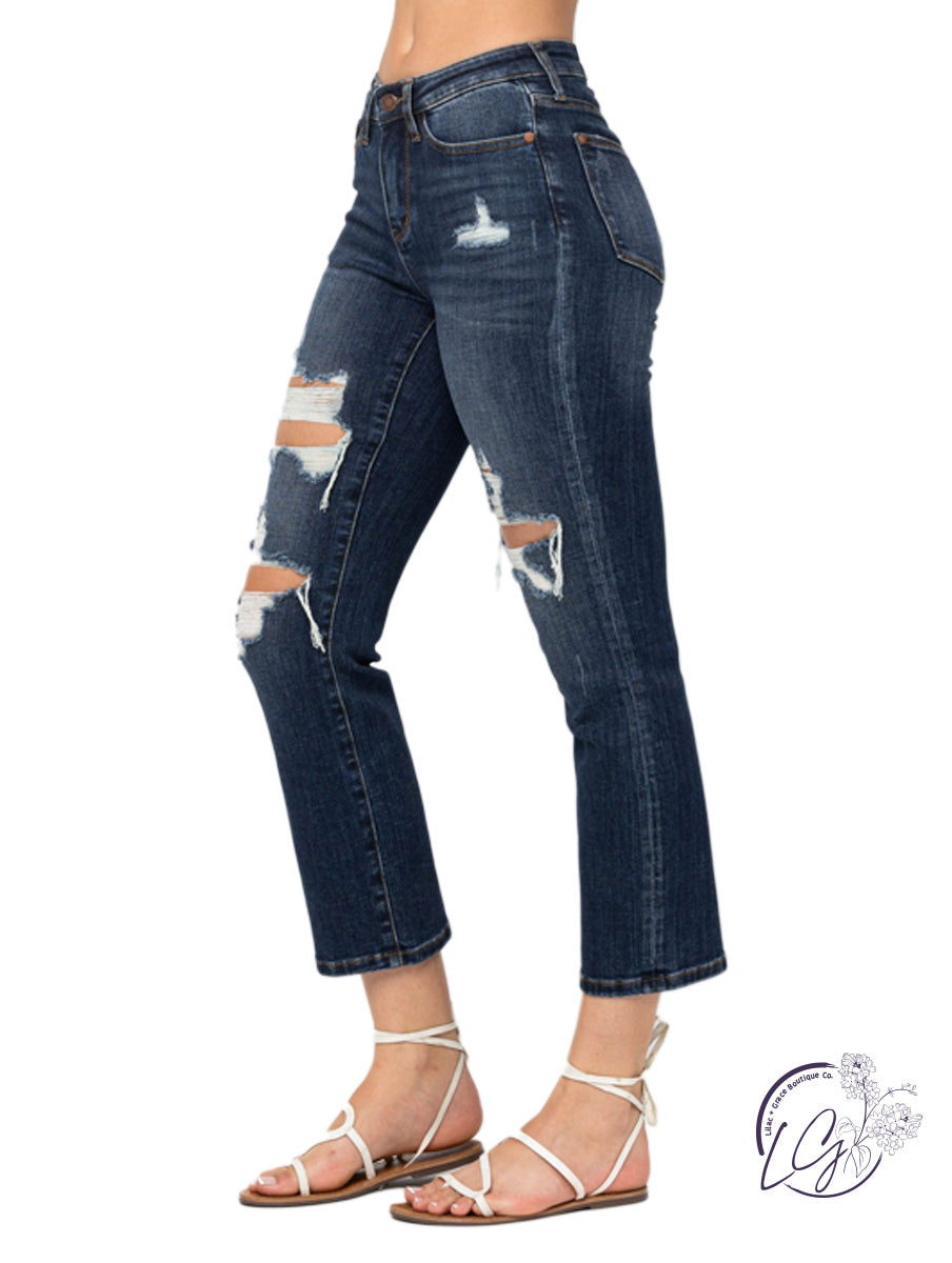 Lara Mid-Rise Crop Leg By Judy Blue