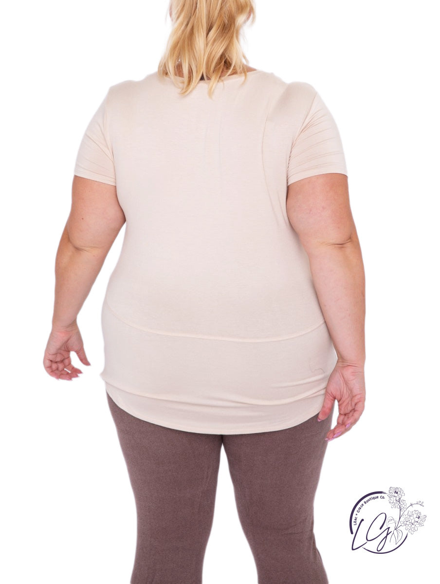 Curvy Short Sleeve High-Low Top