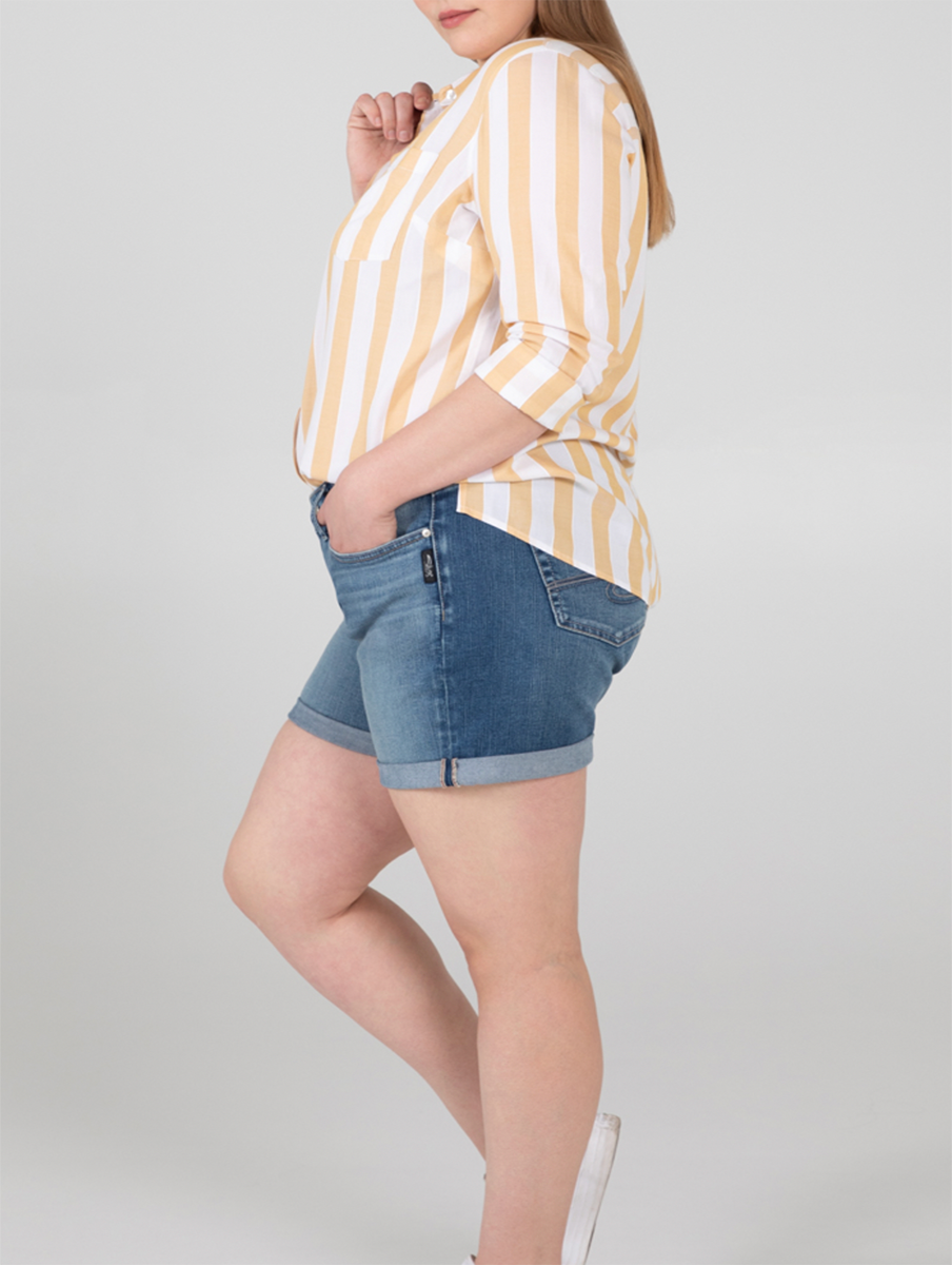 Curvy Addison Mid Rise Boyfriend Shorts by Silver Jeans