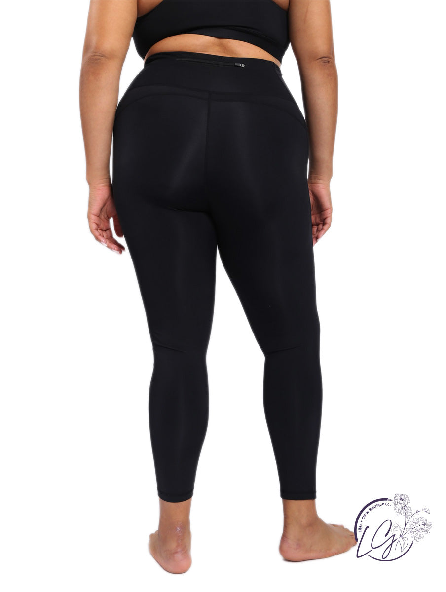 Curvy High-Rise Essential Leggings