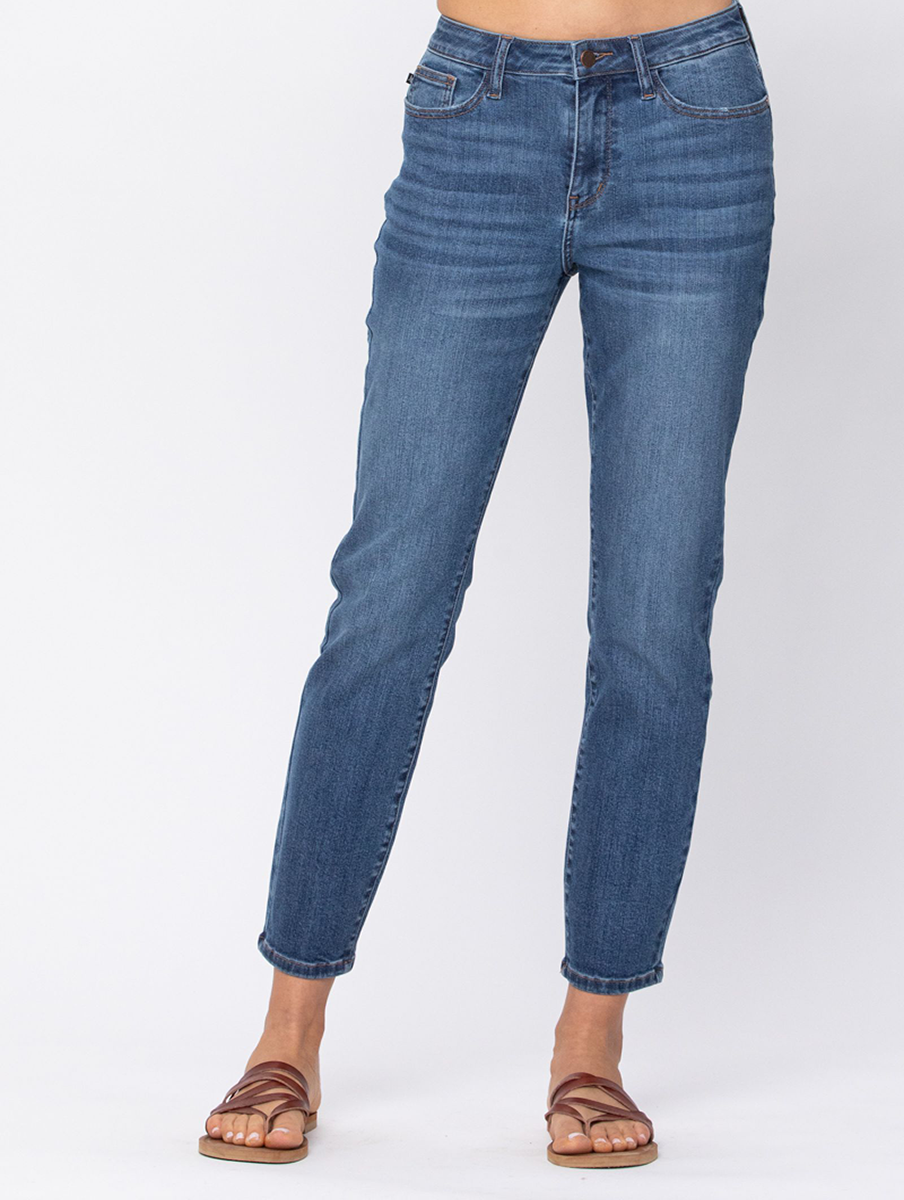 Curvy Cora High-Waist Boyfriend Jean by Judy Blue