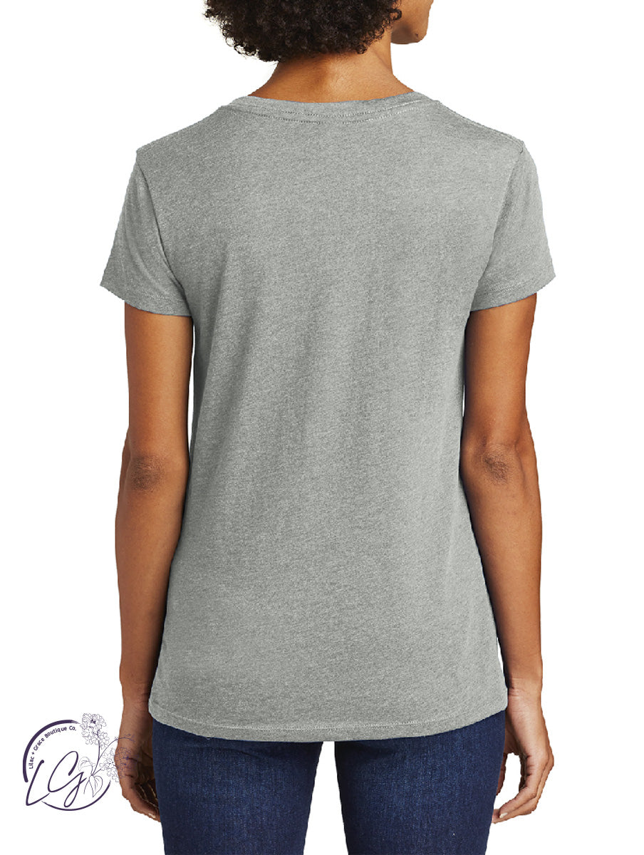 Signature Basic V-Neck Tee in Hth. Grey