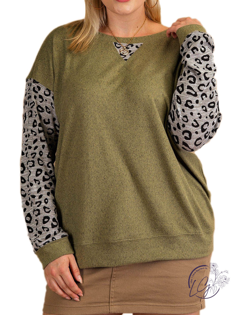 Curvy Rumors of Love Leopard Print Long Sleeve