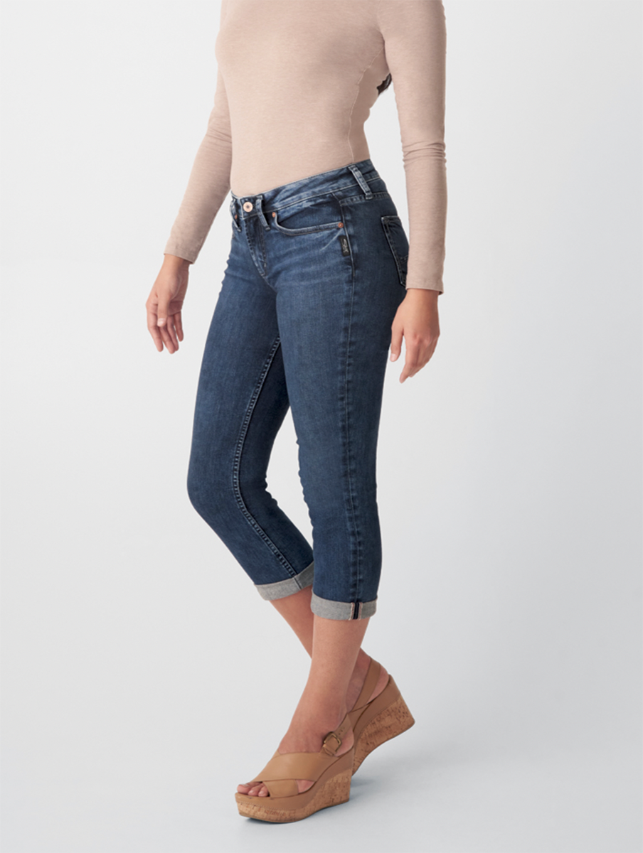 Suki Mid-Rise Capri by Silver Jeans