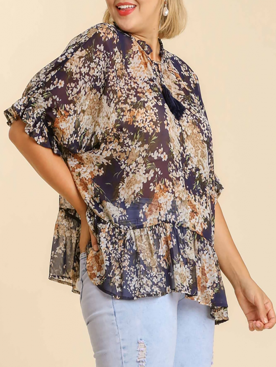 Curvy Going Steady Floral Top